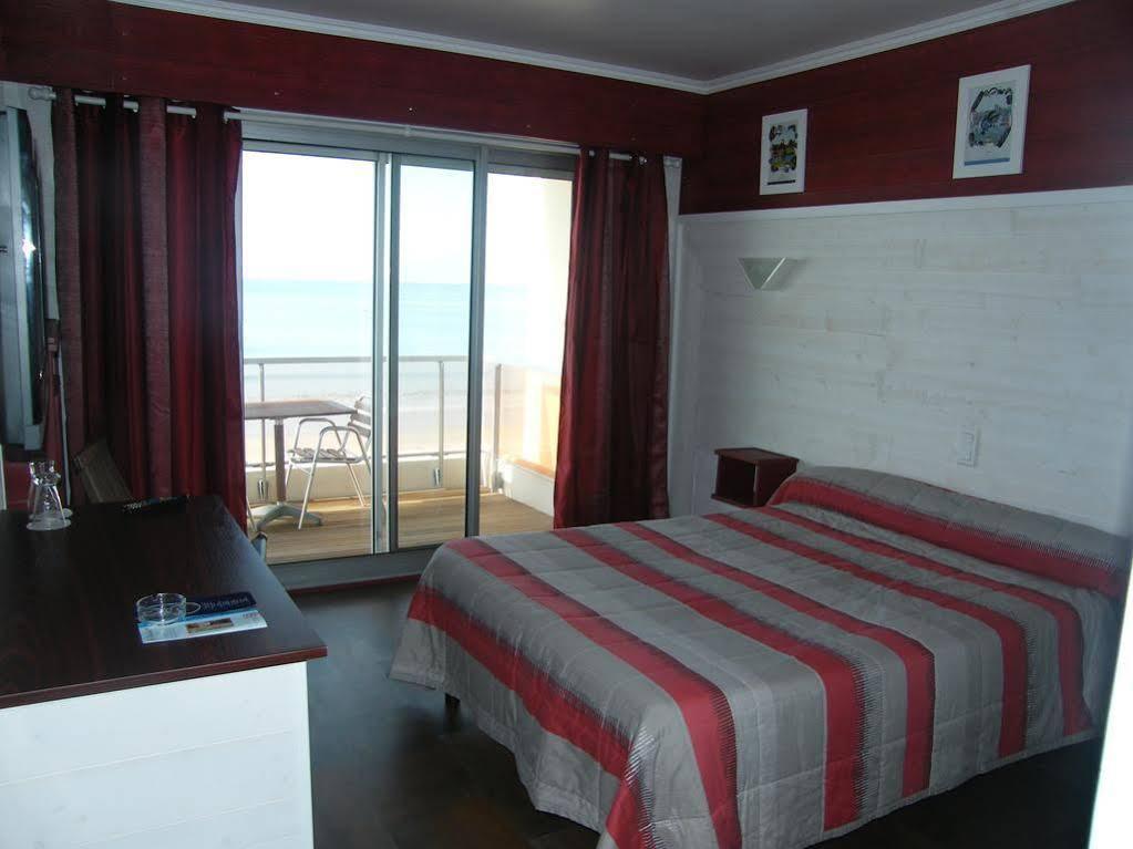 Hotel Le Christina La Baule-Escoublac Zewnętrze zdjęcie